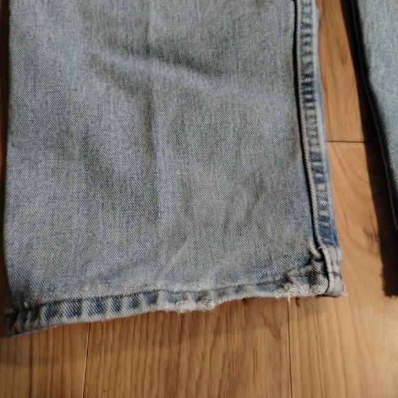 Wrangler Relaxed Fit Light Wash Denim Jeans - Men's Size 36 x 30 - Picture 8 of 14